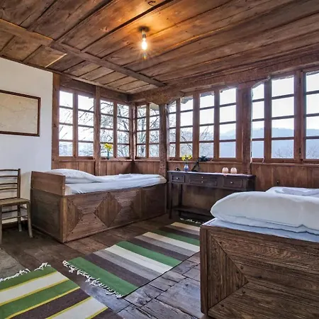 Incredible Getaway With Indoor And Outdoor Fireplaces In Selishte, Bulgaria Tatil Evi Selishte (Gabrovo)