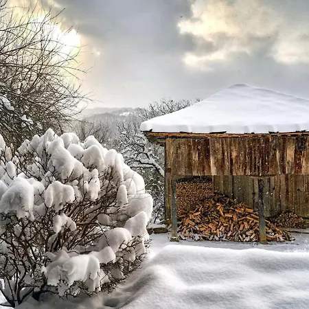 Incredible Getaway With Indoor And Outdoor Fireplaces In Selishte, Bulgaria Tatil Evi *